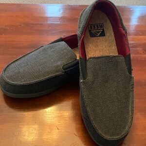 Reef Men's Charcoal Slip-On Loafers